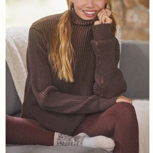 Varley Brown Sweater